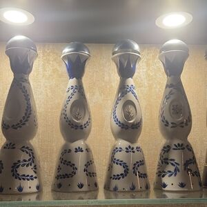 1 Beautiful Hand Painted Decorative Clase Casa Azul Ceramic Tequila Bottle…